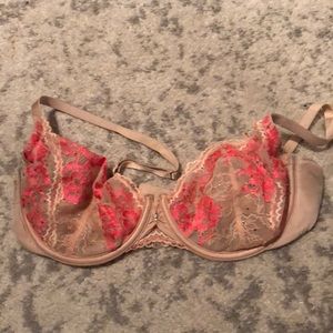 VICTORIA SECRET bra